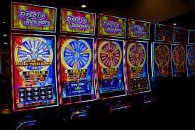 jaya casino লাইভ ক্যাসিনোতে রিয়েল ডিলারের সাথে ব্যাকারাট টেবিল গেম